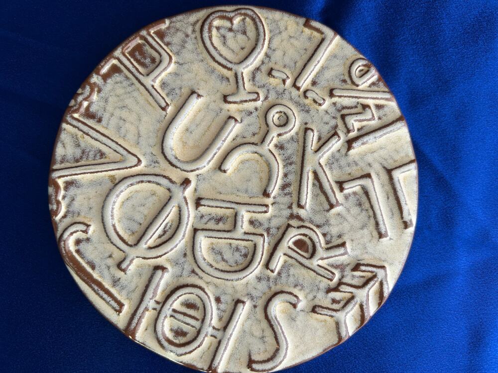 Frankoma cattle brands trivet 94TC
